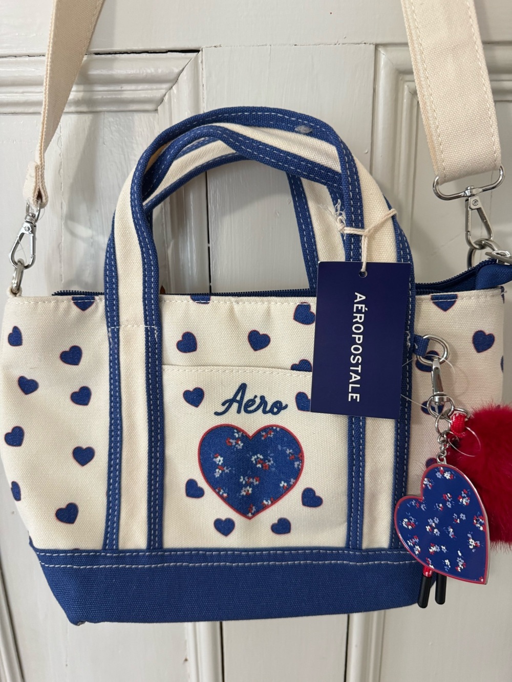 Aéropostale Americana Hearts Mini Tote Bag w/ Pom & Heart Charms NWT